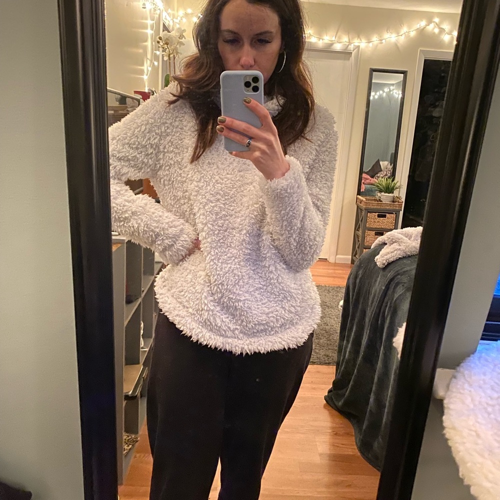 Stars Above Casual Turtleneck ✨